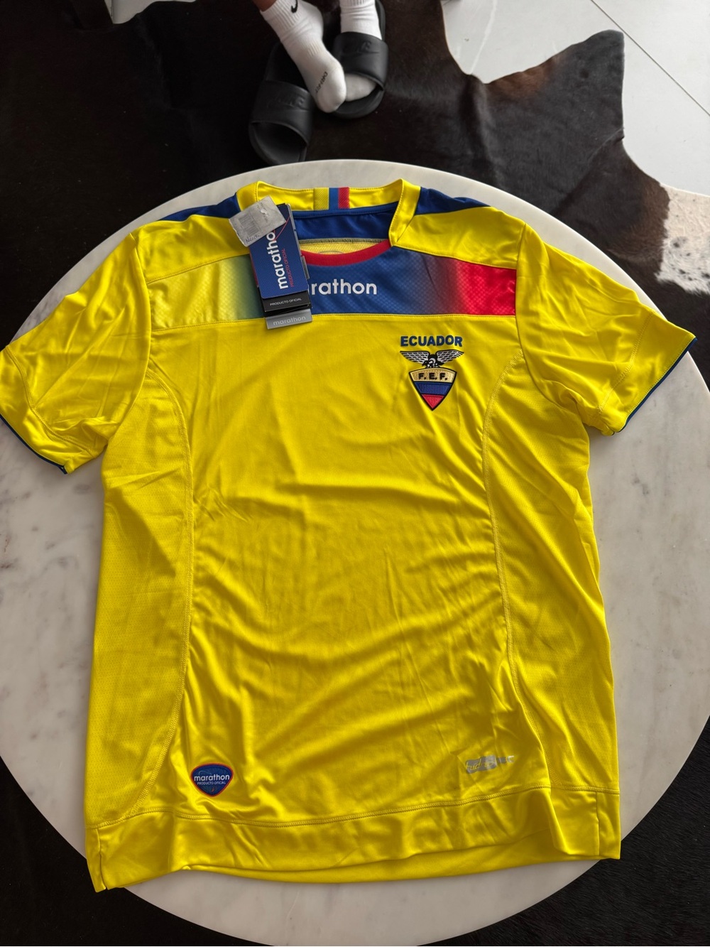 Ecuador Men's National Team Soccer Jersey - Marathon Sports - Size L